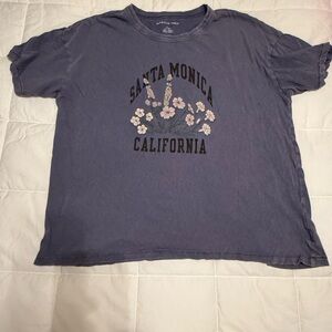 Santa Monica California Distressed / Oversized T-Shirt - AE Purple
Fit is fire